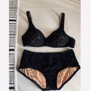 VTG Black Lace Swim Bra with High-Waist Briefs
